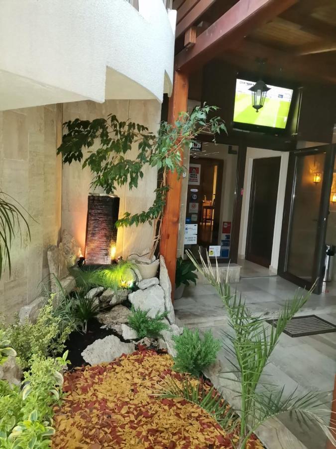 Boutique Vila Paradis Deva Esterno foto