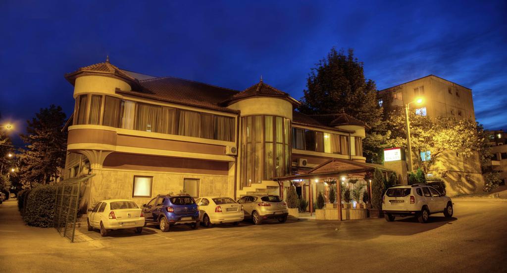 Boutique Vila Paradis Deva Esterno foto